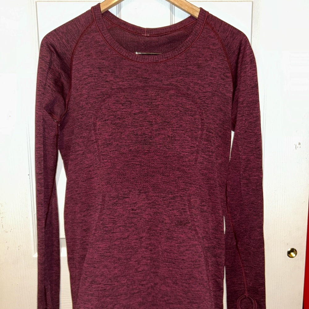 lululemon Long Sleeve crewneck Top